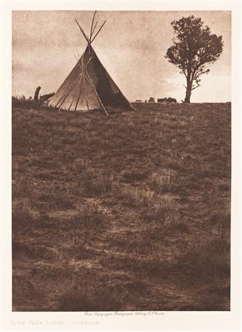 EDWARD S. CURTIS (1868-1952) The North American Indian. Volume I.